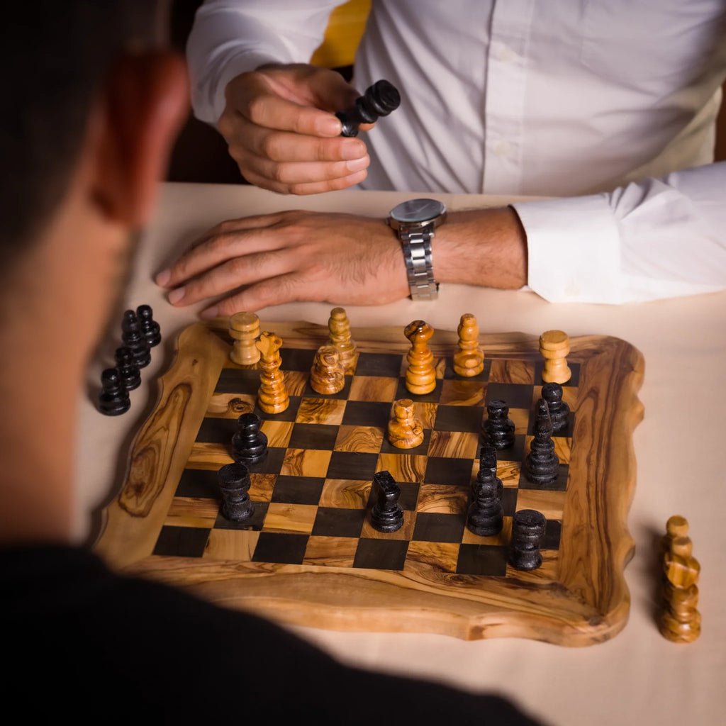 Rois d’Olea – Handmade Olive Wood Chess Set